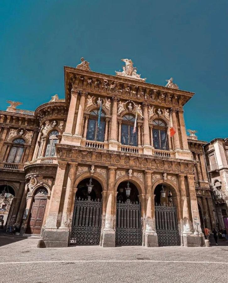 Mini House Catania Historic Center Villa Buitenkant foto